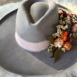 Olive & Pique Wide Brim Hat with dried florals
